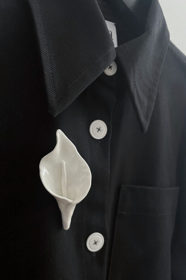 FLOWER BROOCH